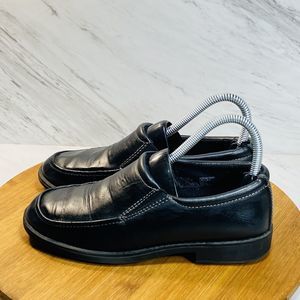 George Boys Dress Shoes Size 4 Black